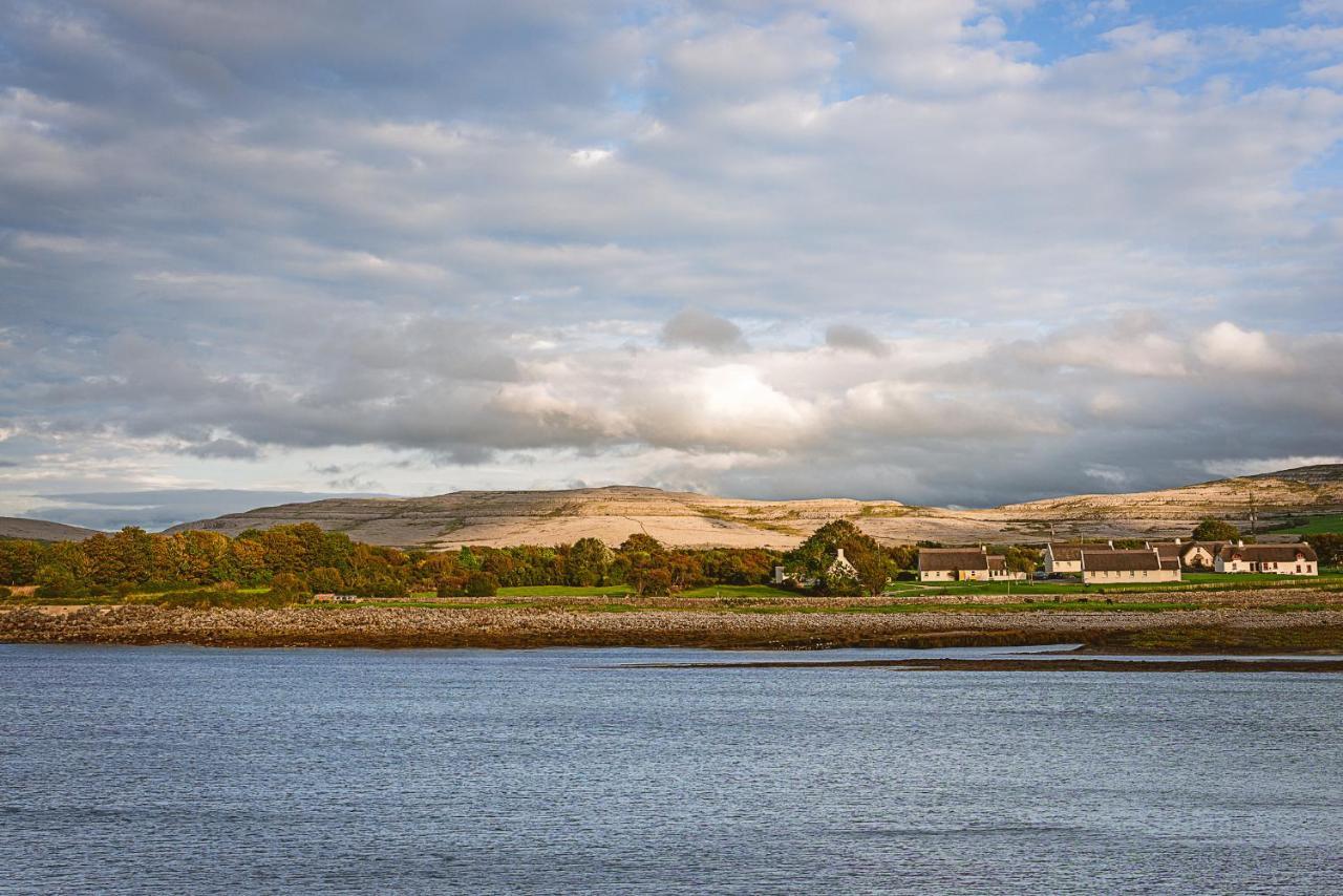 Monks Ballyvaughan Exteriör bild